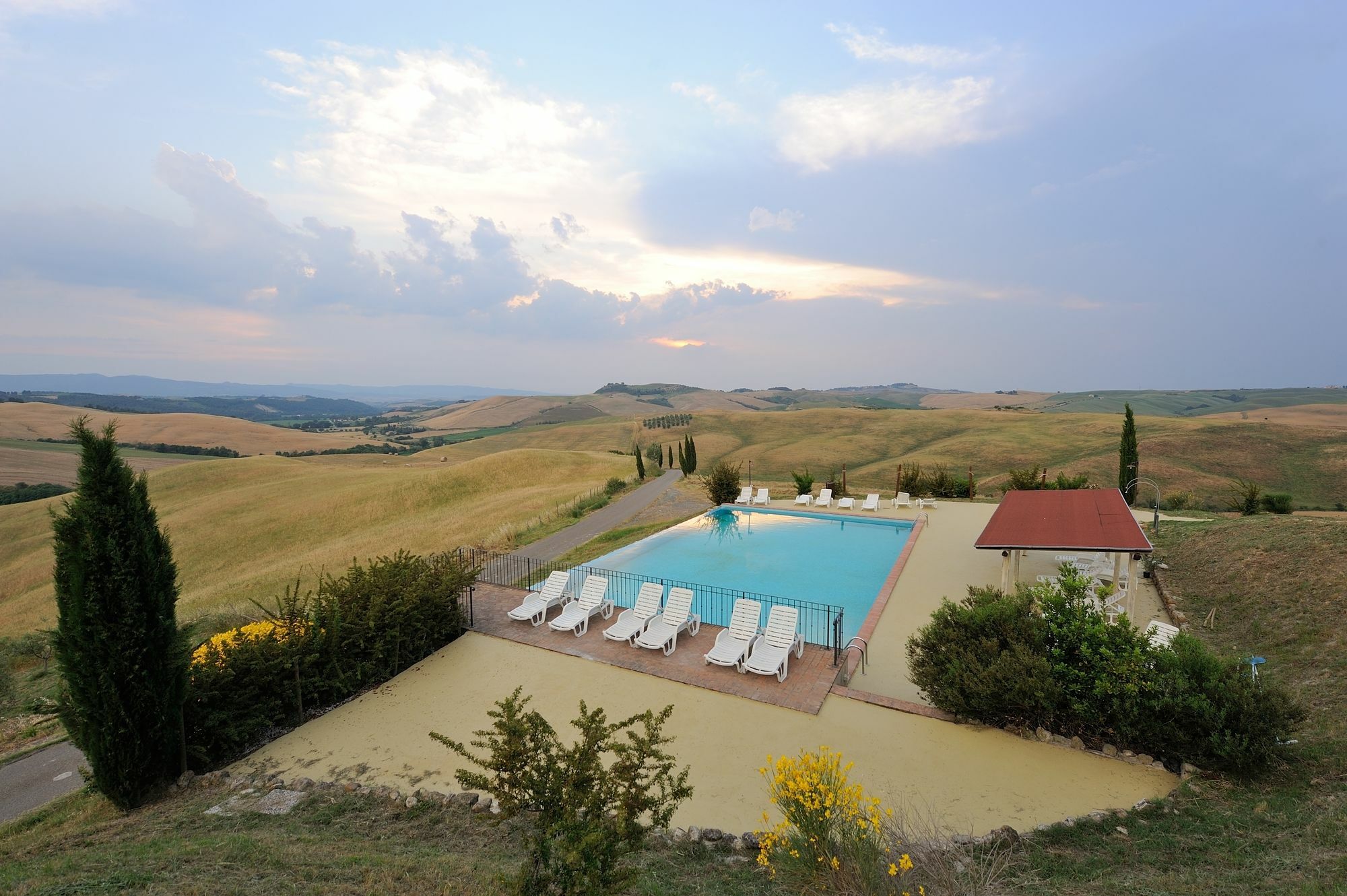 וולטרה Agrihotel Il Palagetto מראה חיצוני תמונה